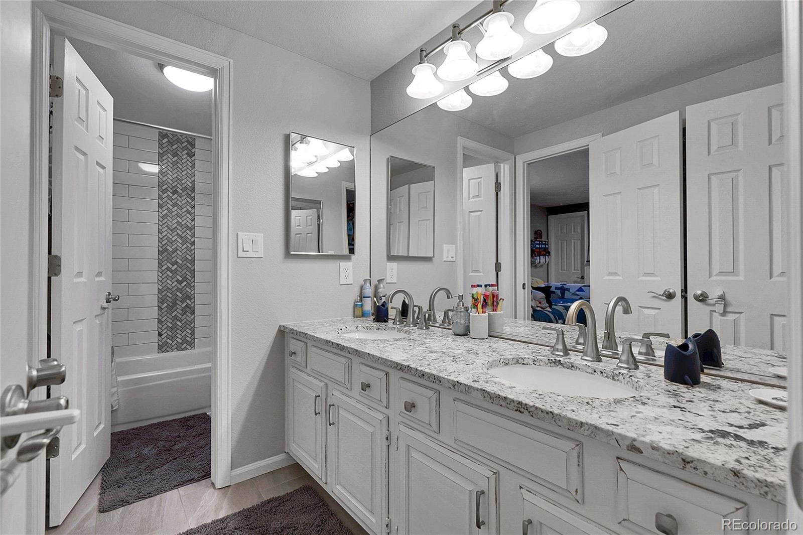 MLS Image #27 for 4220 s yarrow court,lakewood, Colorado