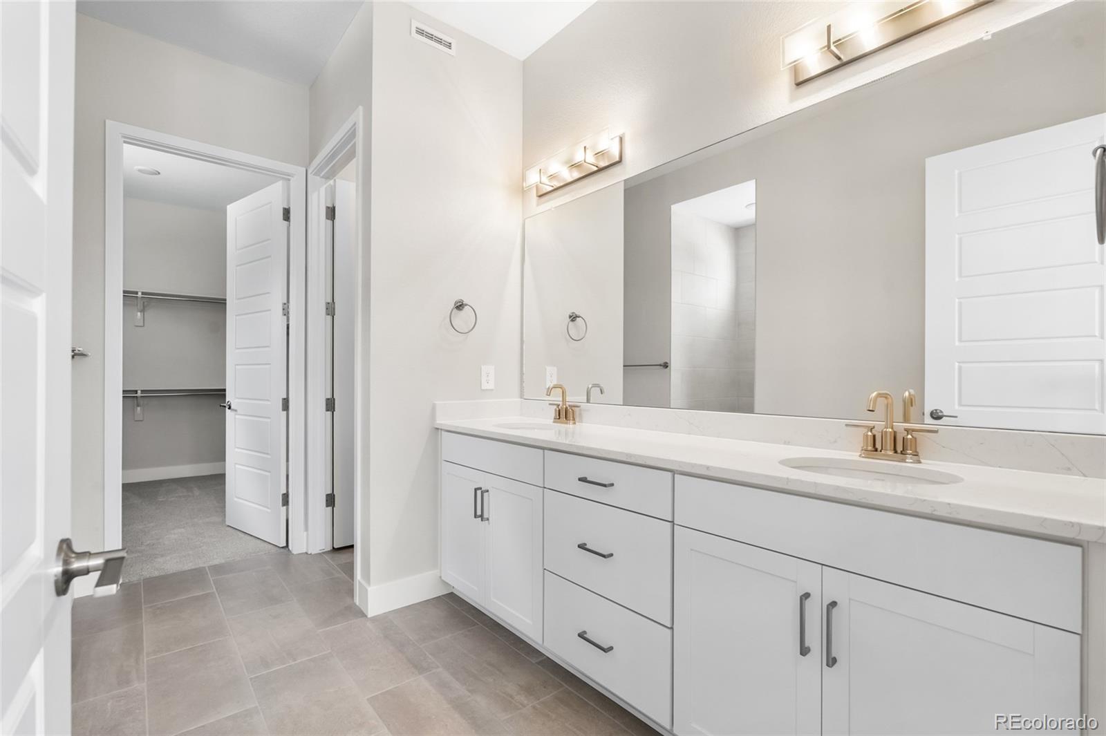 MLS Image #22 for 22077 e rockinghorse parkway,aurora, Colorado