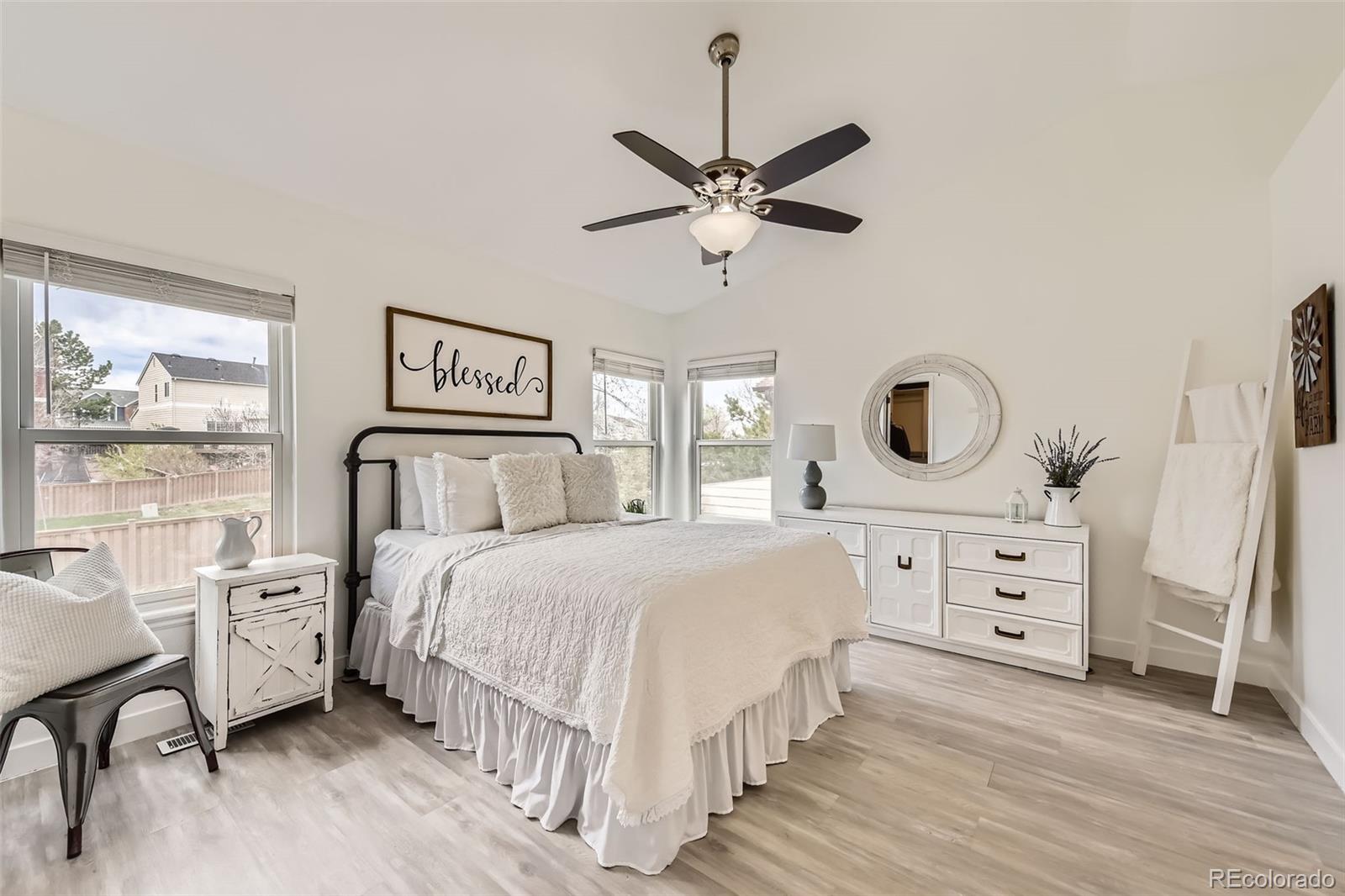 MLS Image #11 for 9879  sydney lane,highlands ranch, Colorado