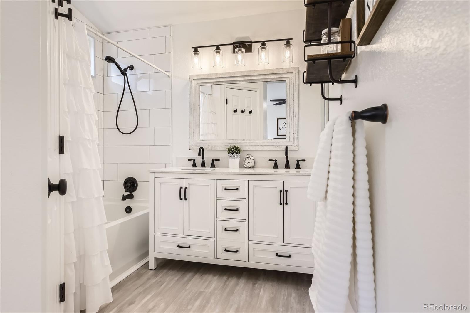 MLS Image #13 for 9879  sydney lane,highlands ranch, Colorado
