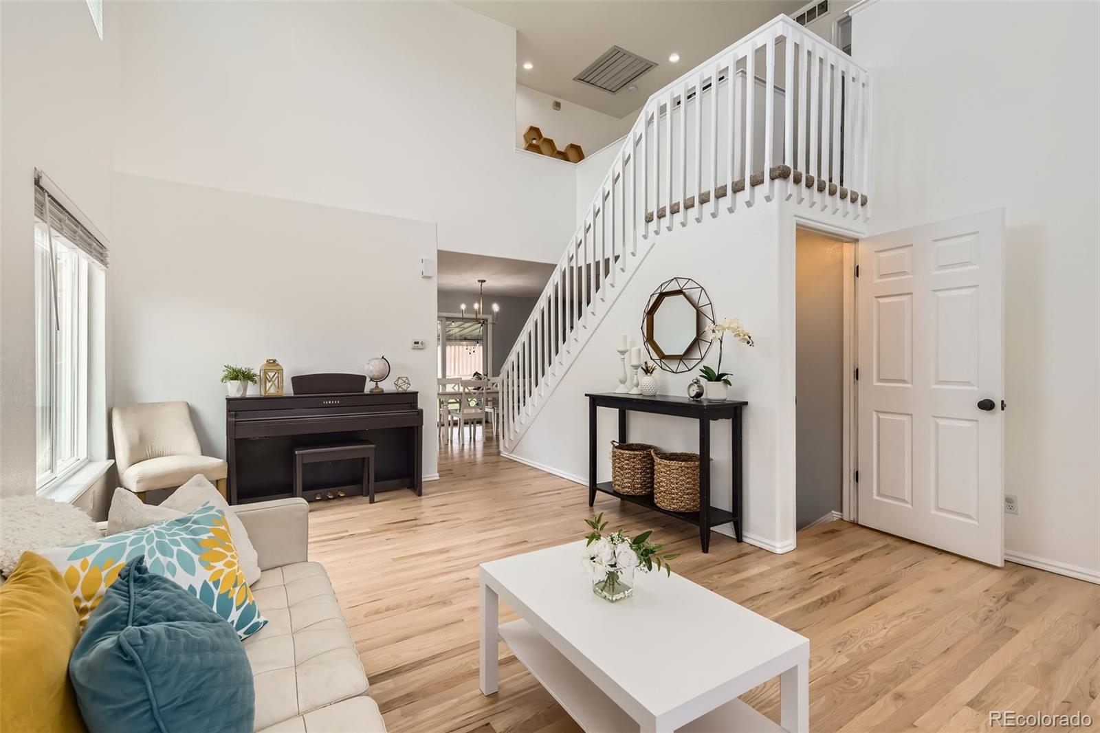 MLS Image #3 for 9879  sydney lane,highlands ranch, Colorado