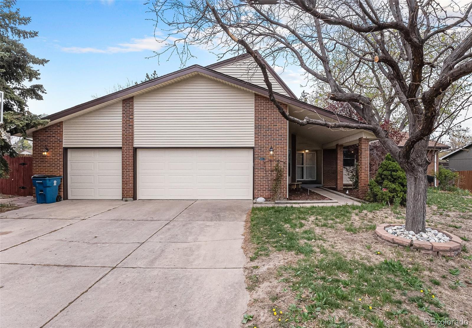 MLS Image #2 for 3312 s ouray way,aurora, Colorado