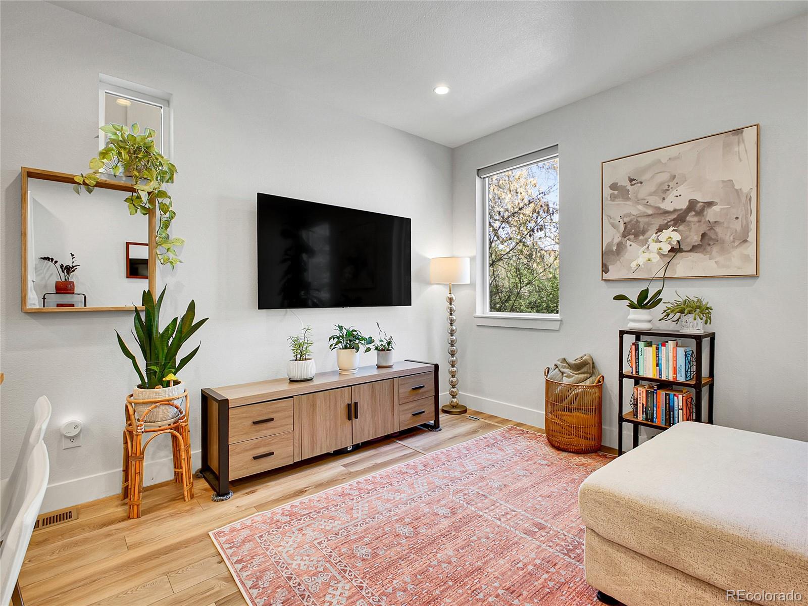 MLS Image #8 for 1303  jersey street,denver, Colorado