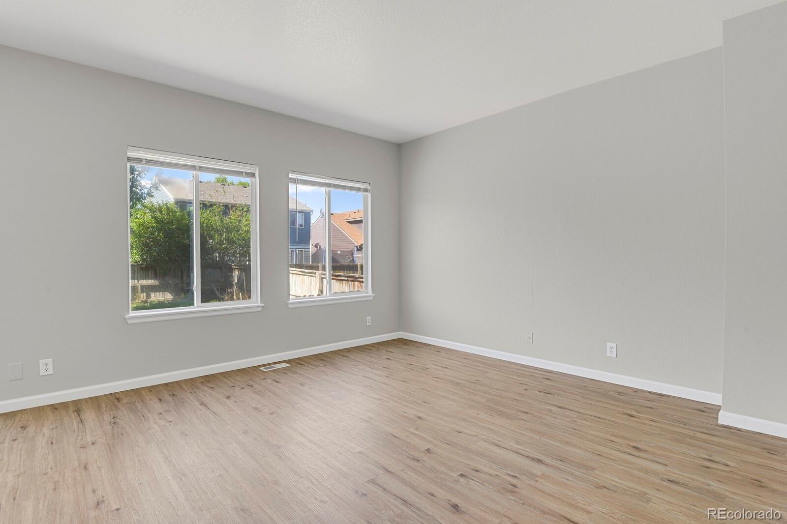 MLS Image #4 for 9690  lansing circle,commerce city, Colorado