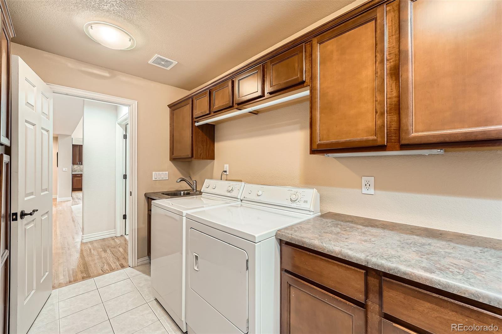 MLS Image #30 for 19770 e geddes place,centennial, Colorado