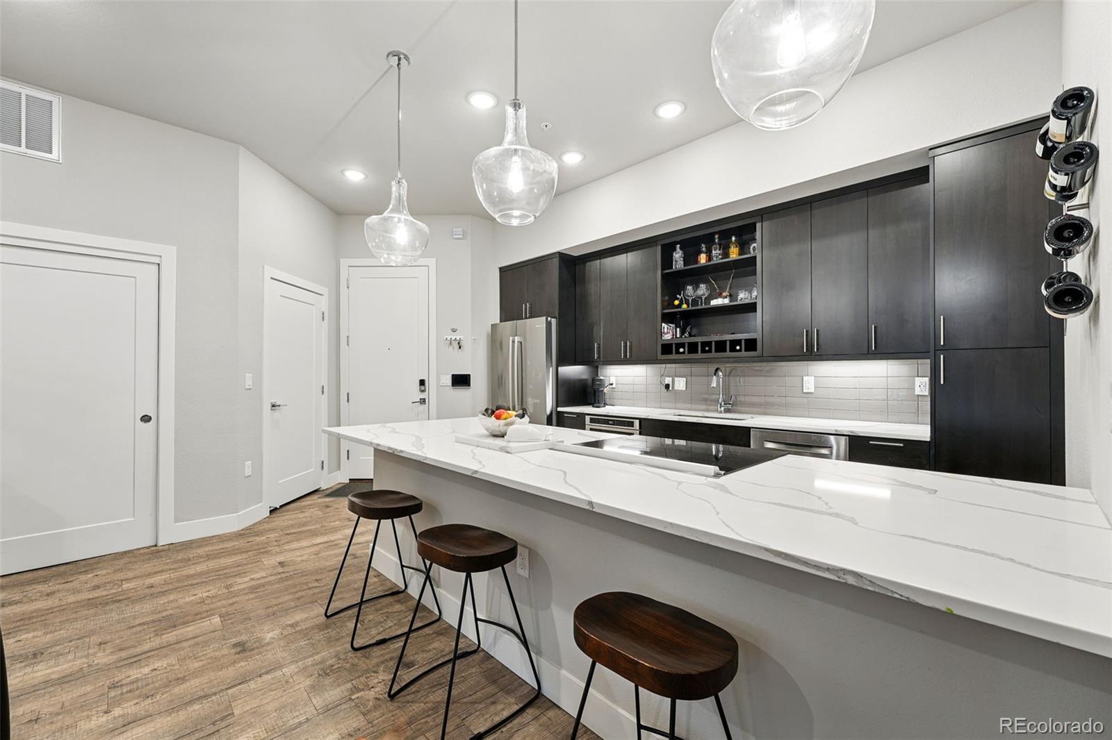 MLS Image #11 for 6619 e lowry boulevard 101,denver, Colorado