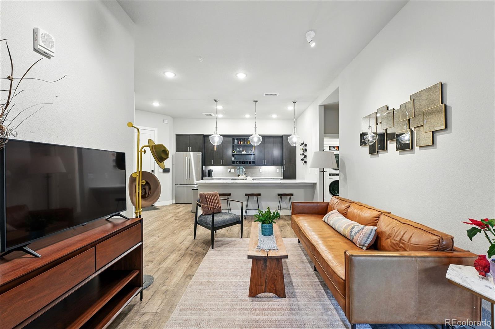 MLS Image #2 for 6619 e lowry boulevard 101,denver, Colorado