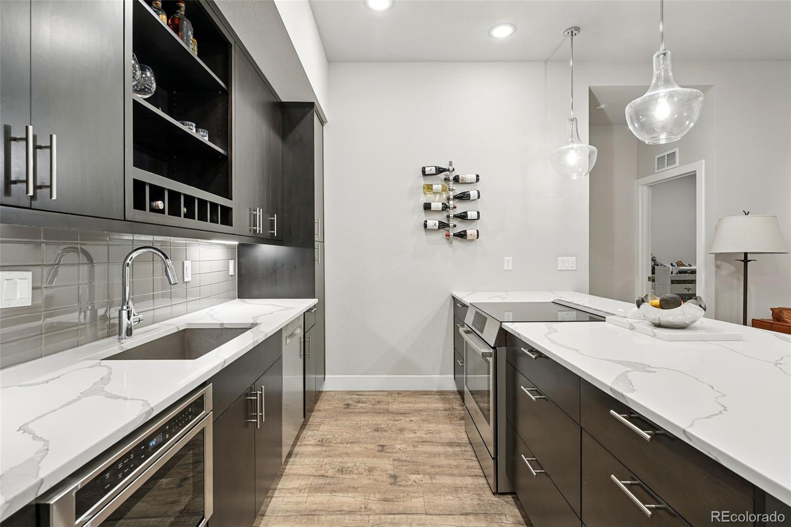 MLS Image #6 for 6619 e lowry boulevard 101,denver, Colorado