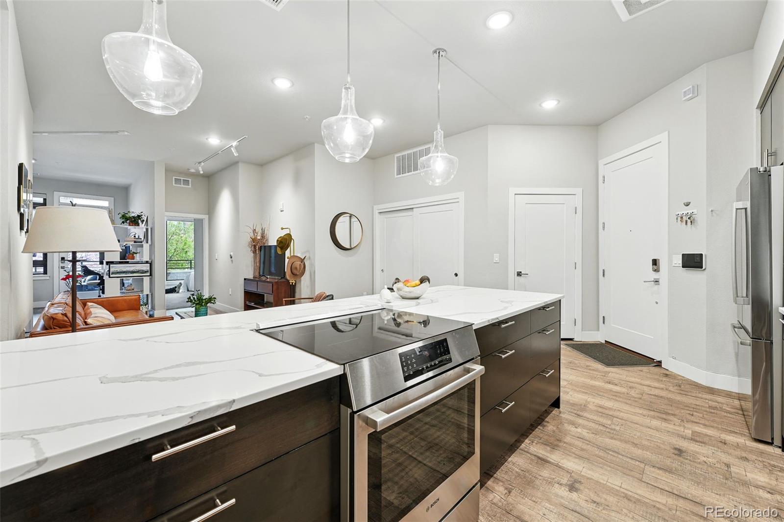 MLS Image #9 for 6619 e lowry boulevard 101,denver, Colorado