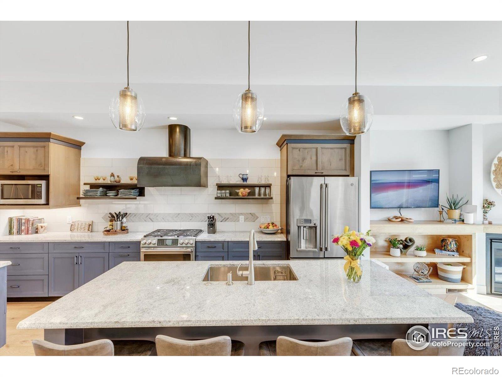MLS Image #6 for 2890  curtis street,denver, Colorado