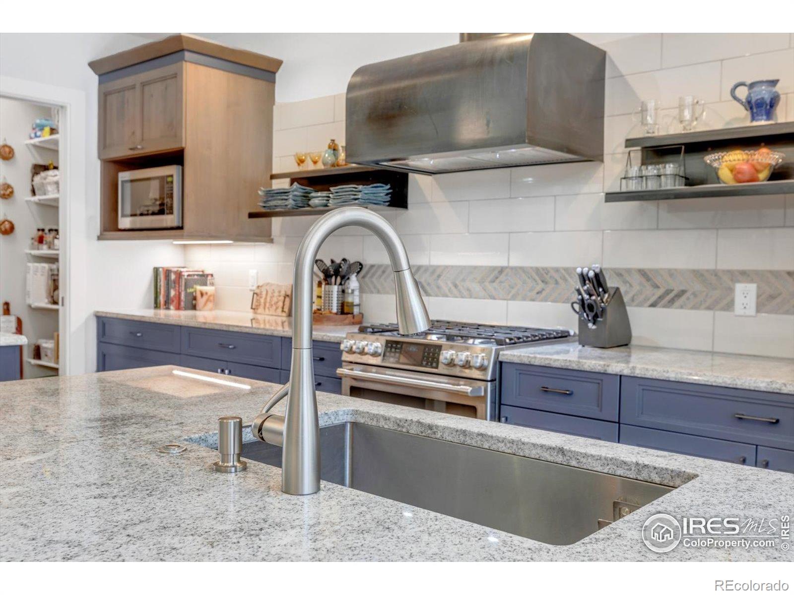 MLS Image #9 for 2890  curtis street,denver, Colorado