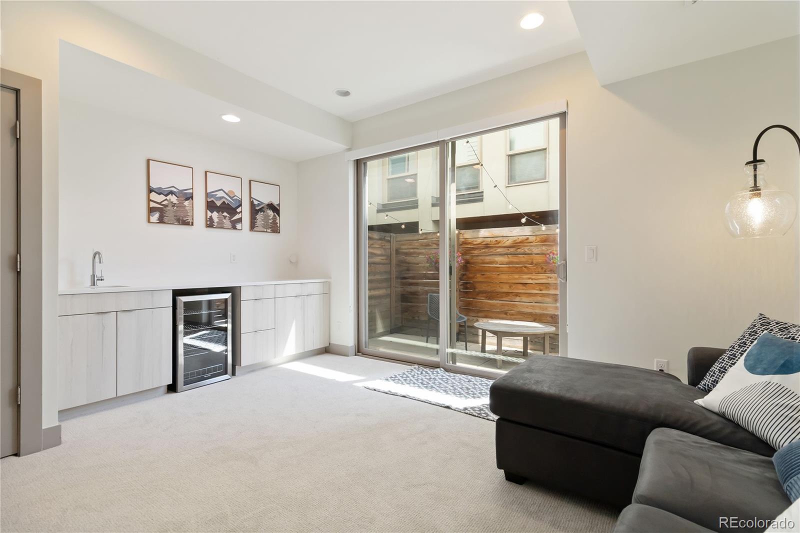 MLS Image #17 for 2409  court place,denver, Colorado