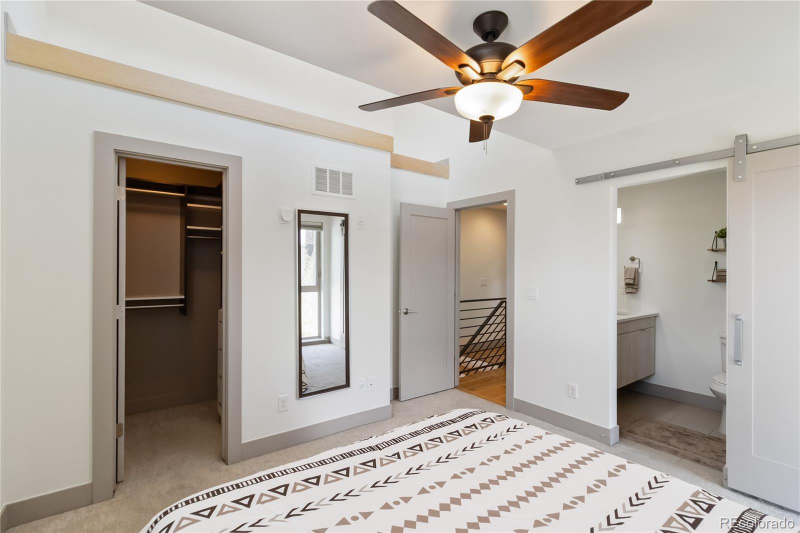 MLS Image #33 for 2409  court place,denver, Colorado
