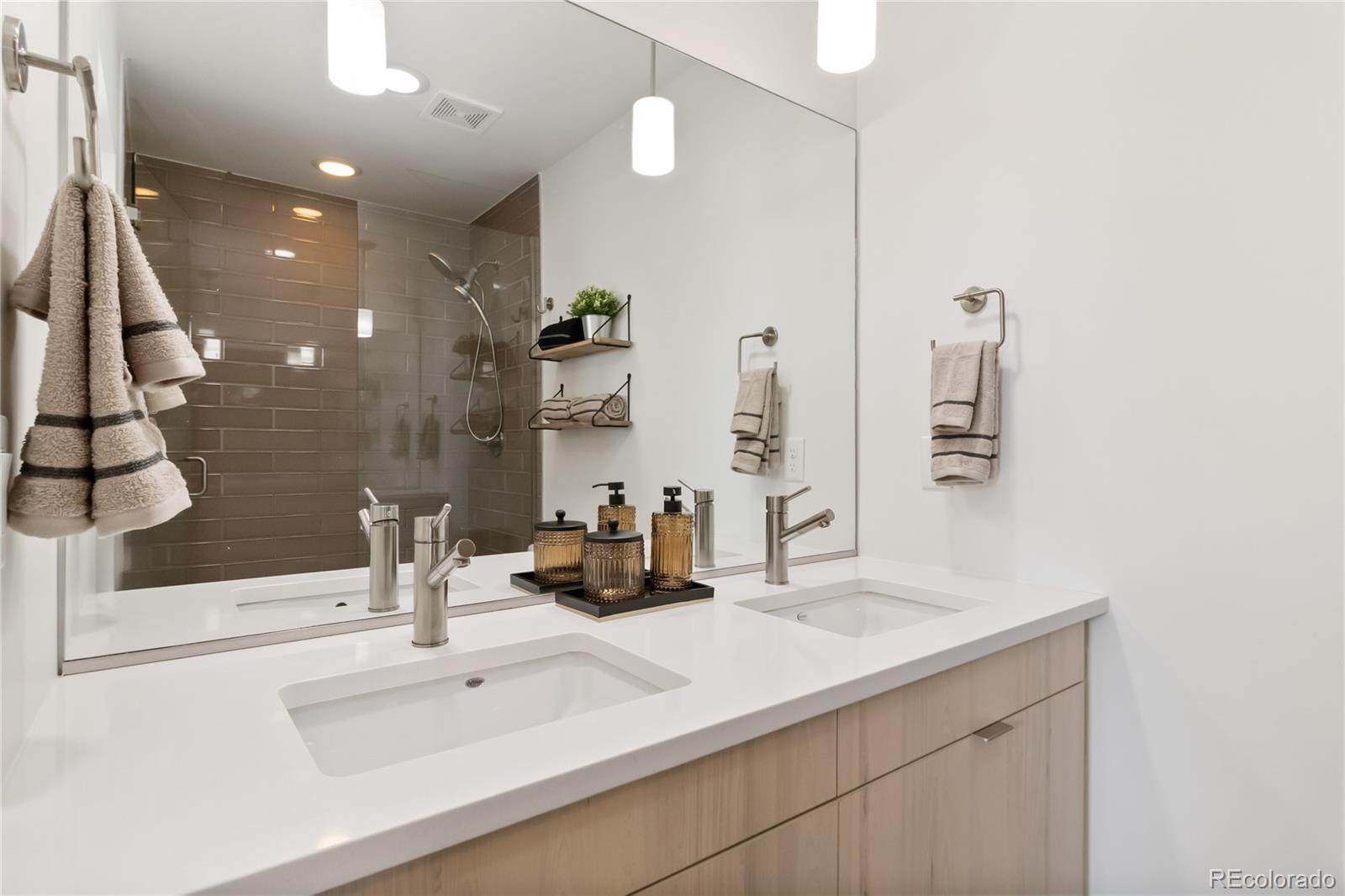 MLS Image #35 for 2409  court place,denver, Colorado