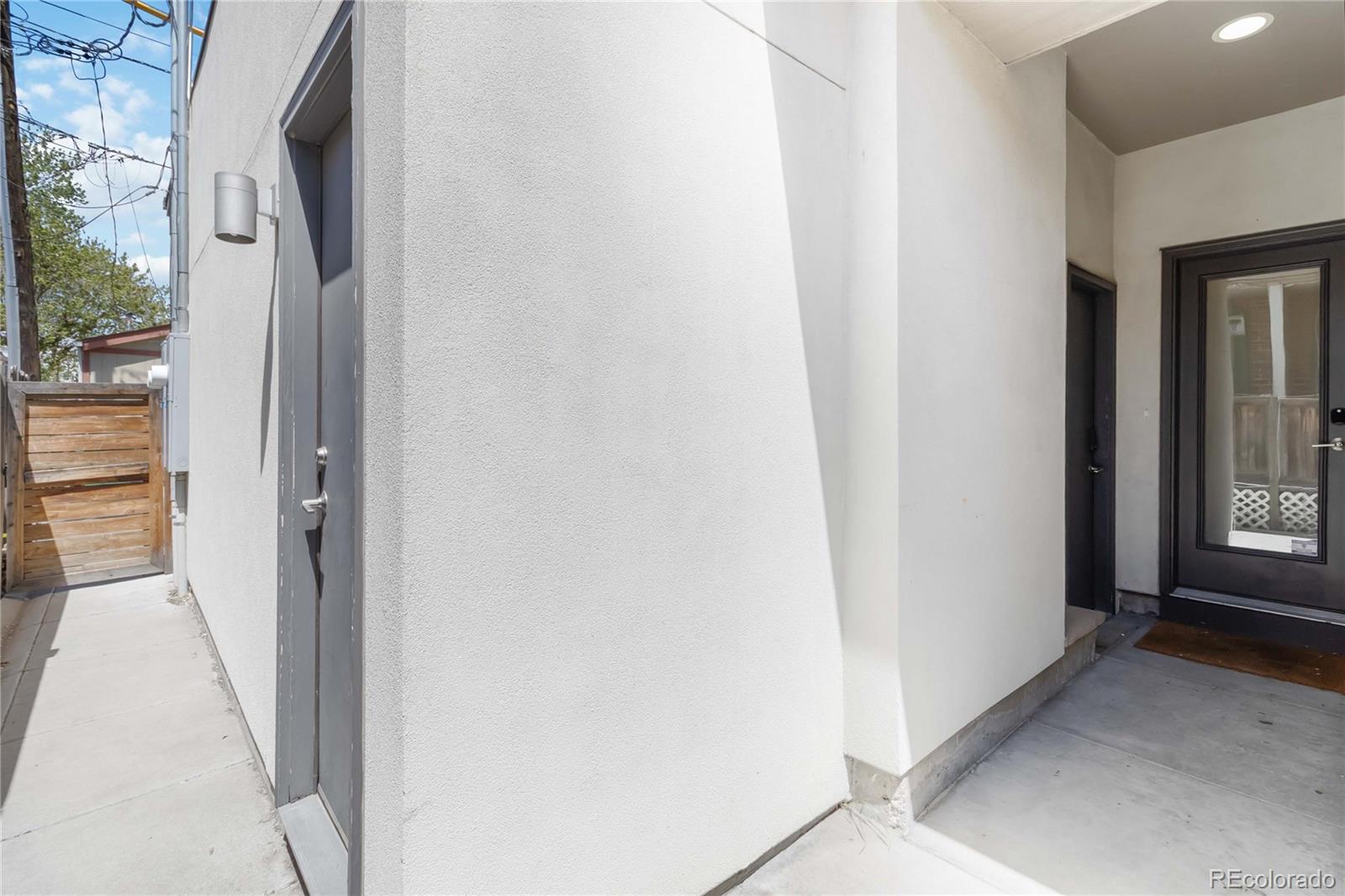 MLS Image #37 for 2409  court place,denver, Colorado