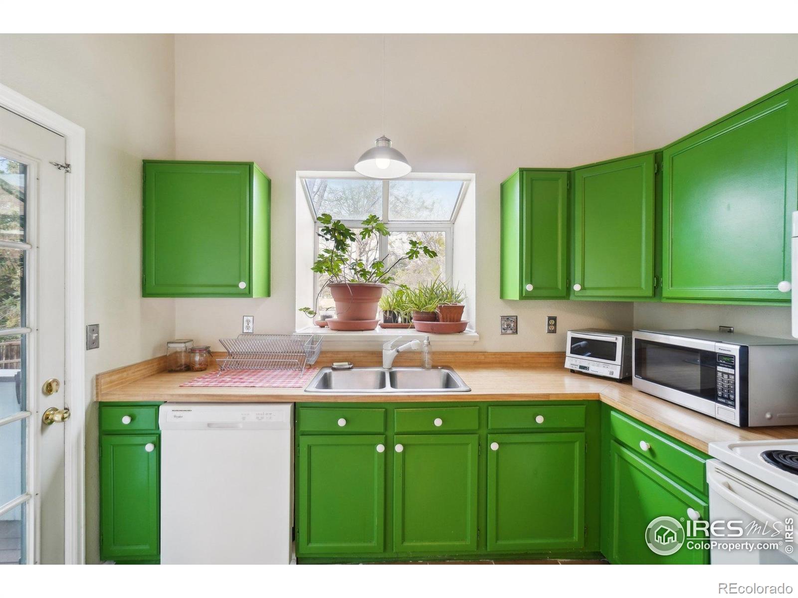 MLS Image #7 for 13755 w 65th drive,arvada, Colorado