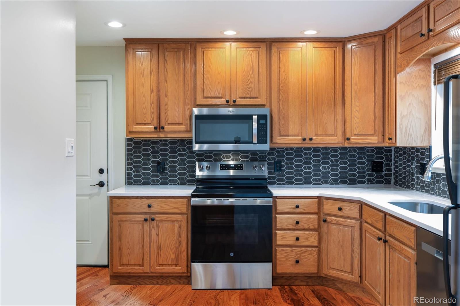 MLS Image #4 for 5481 e tennessee avenue,denver, Colorado