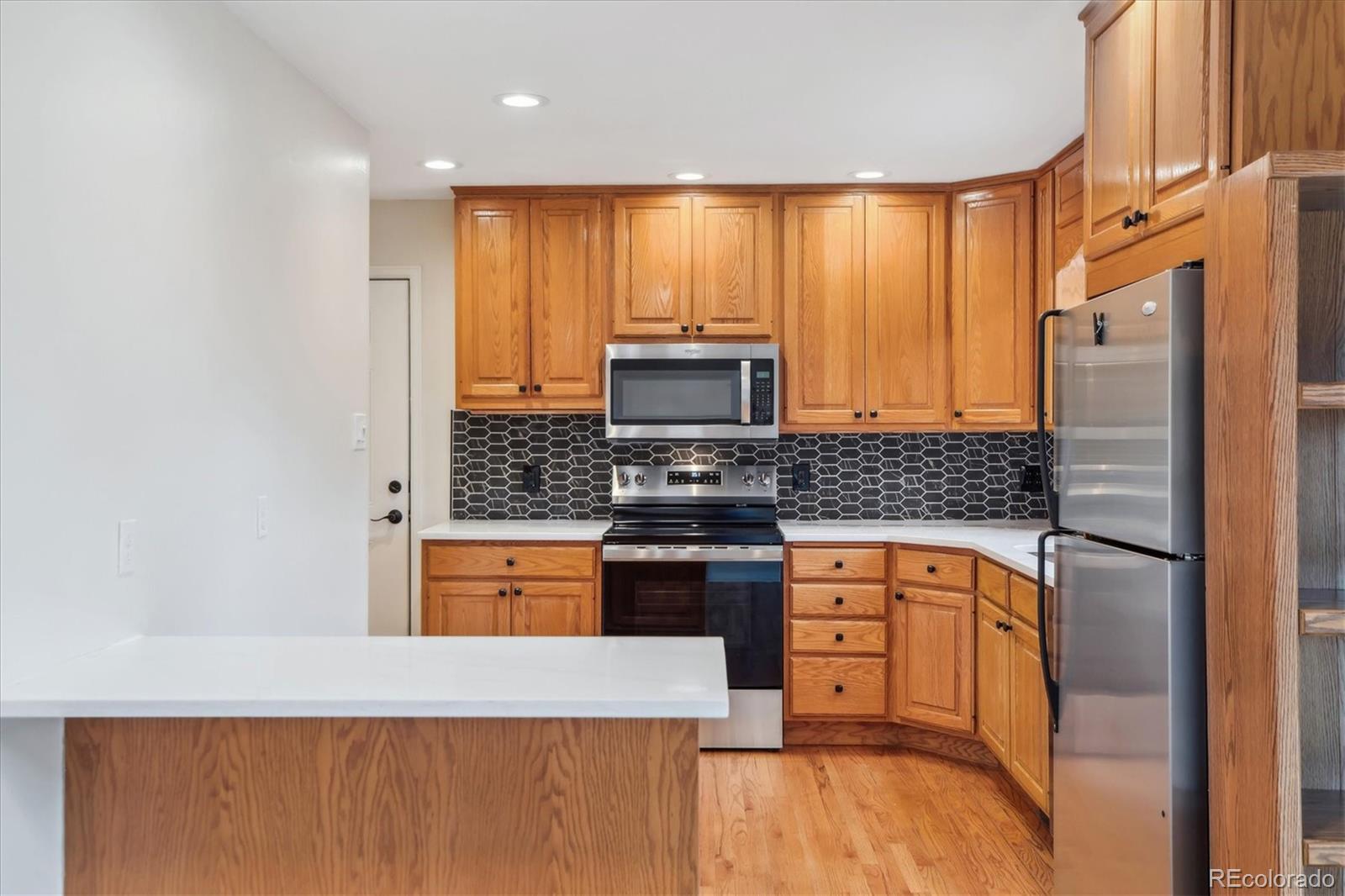 MLS Image #5 for 5481 e tennessee avenue,denver, Colorado