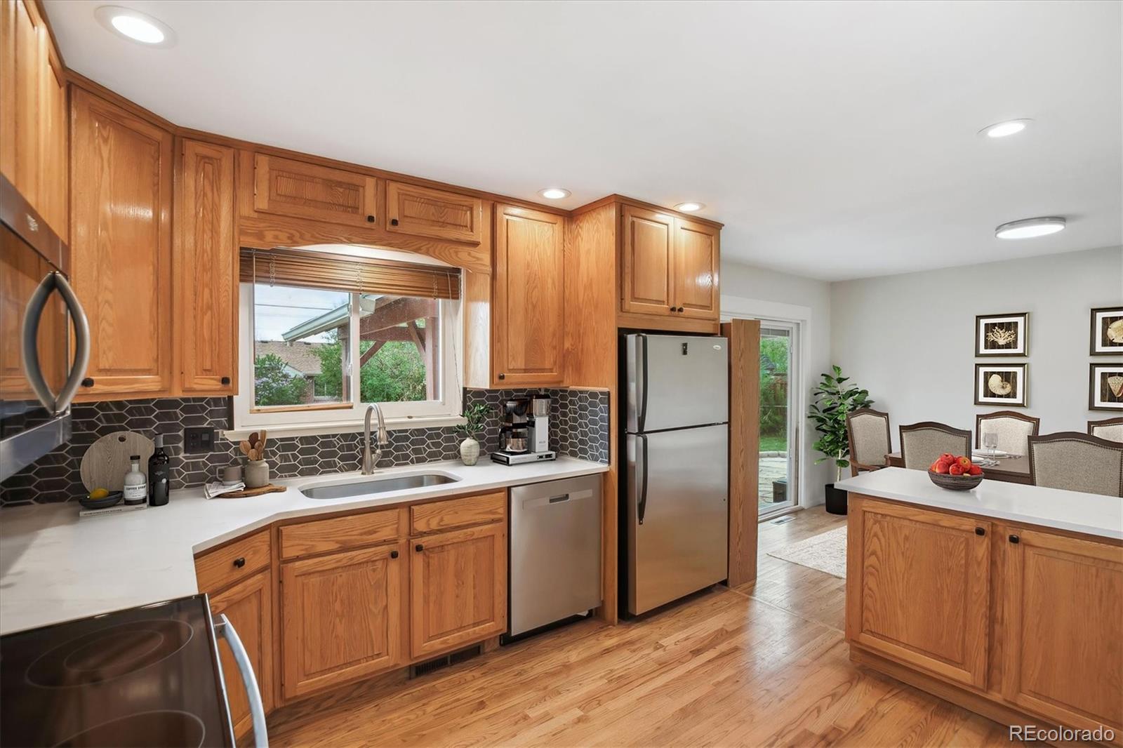 MLS Image #7 for 5481 e tennessee avenue,denver, Colorado