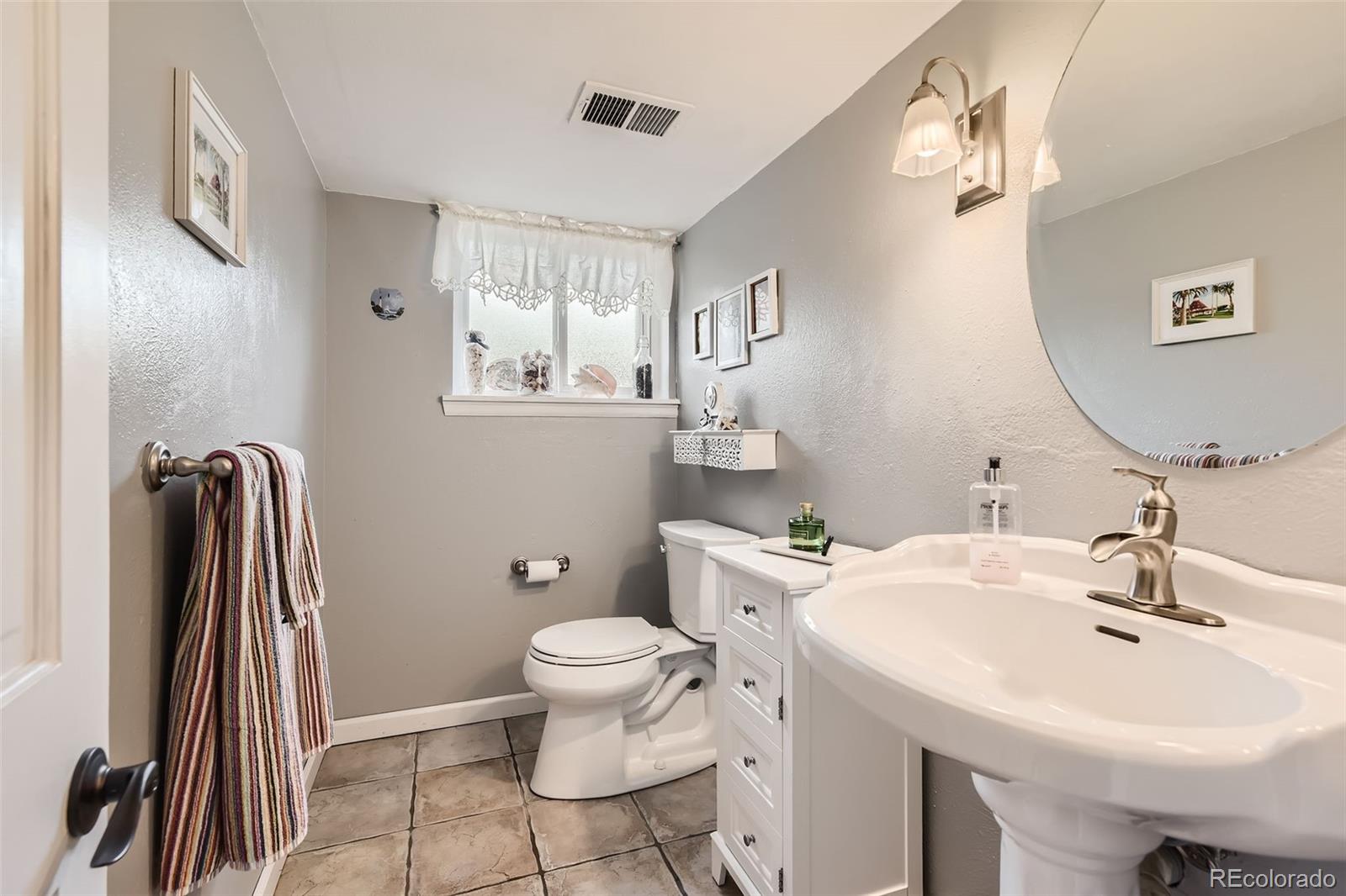 MLS Image #18 for 6238 s cherry circle,centennial, Colorado