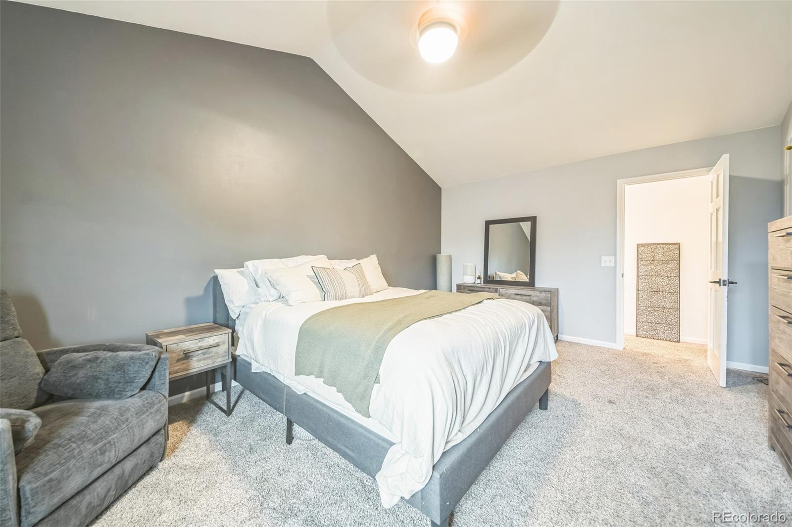 MLS Image #7 for 1470 s quebec way,denver, Colorado