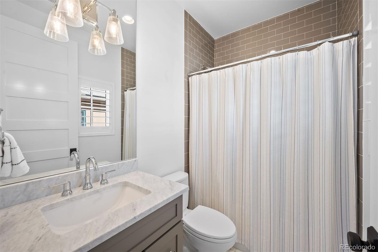 MLS Image #29 for 652 s race street,denver, Colorado
