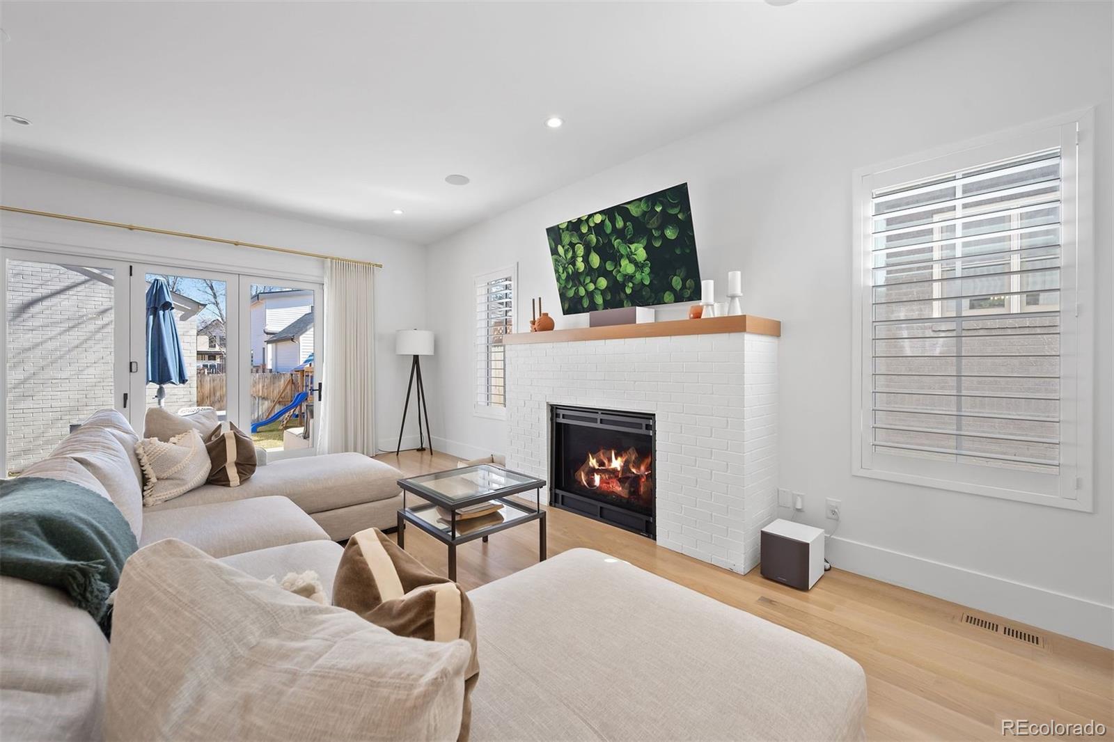 MLS Image #4 for 652 s race street,denver, Colorado