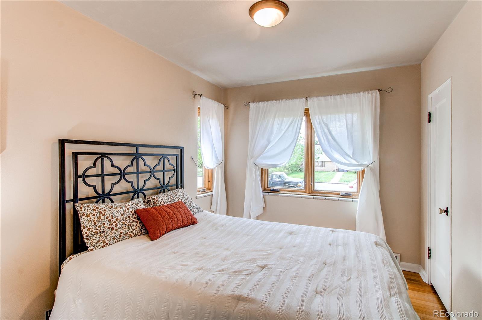 MLS Image #37 for 2838  forest street,denver, Colorado