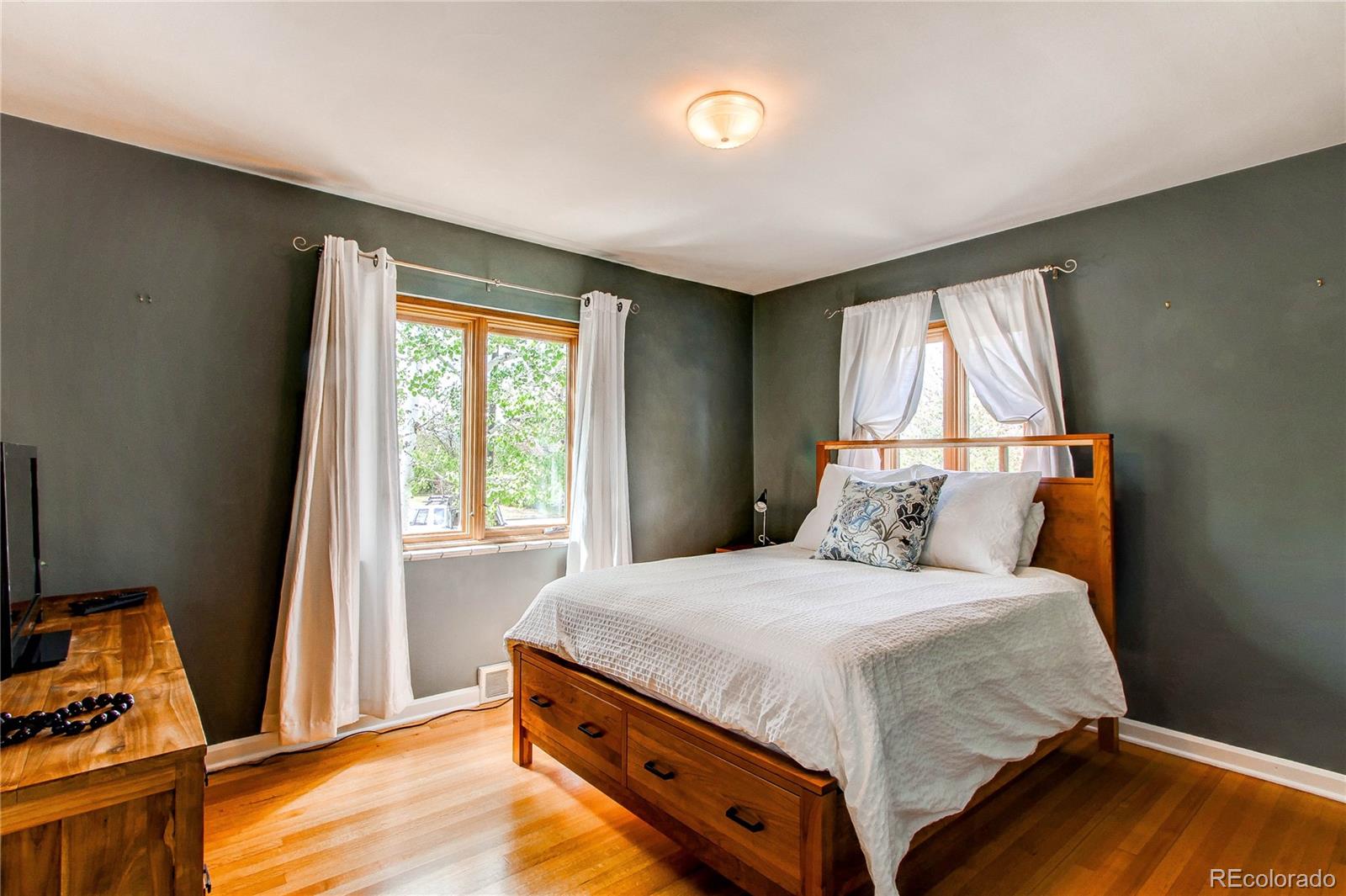 MLS Image #39 for 2838  forest street,denver, Colorado