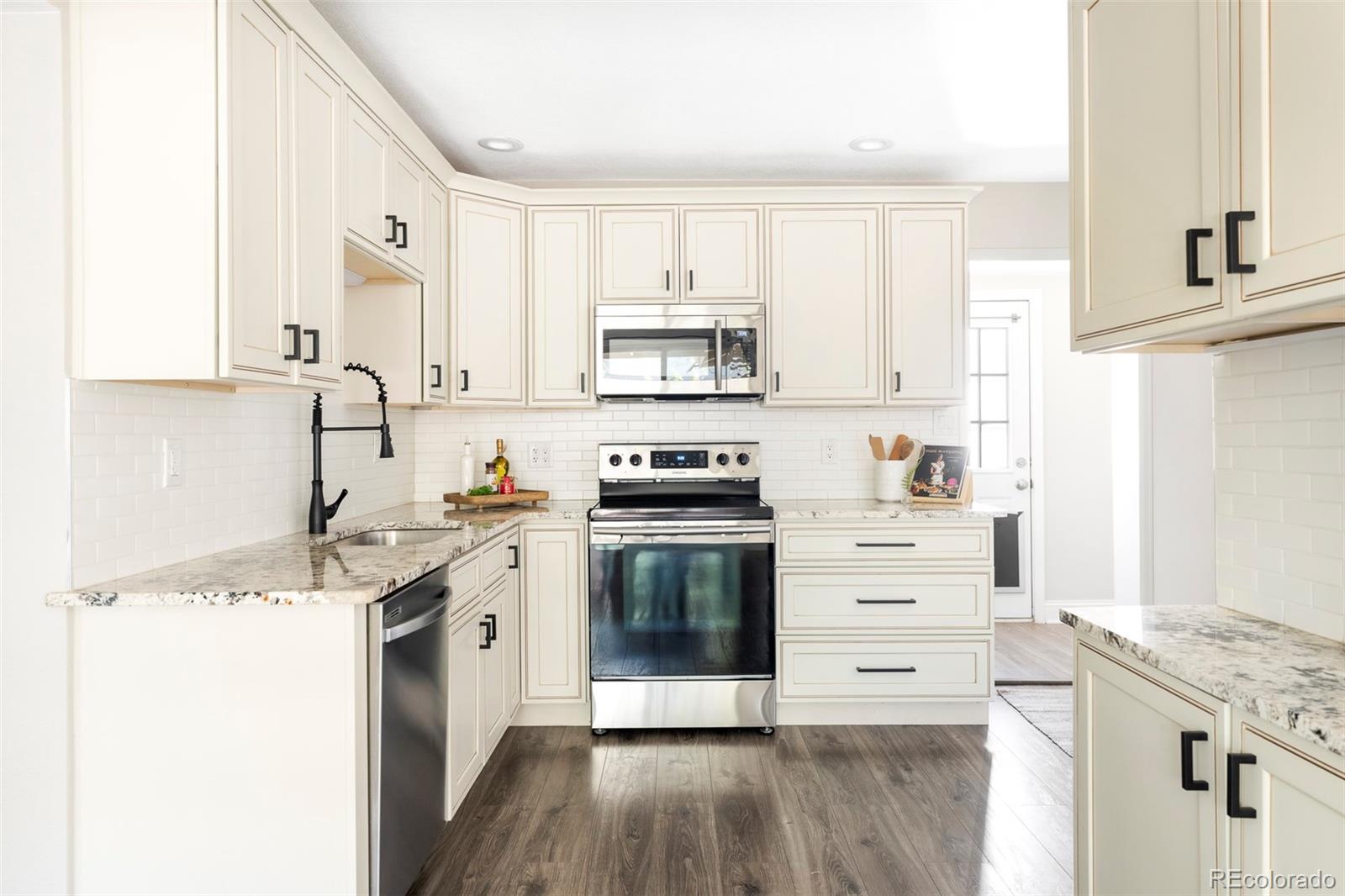 MLS Image #9 for 3025  forest street,denver, Colorado