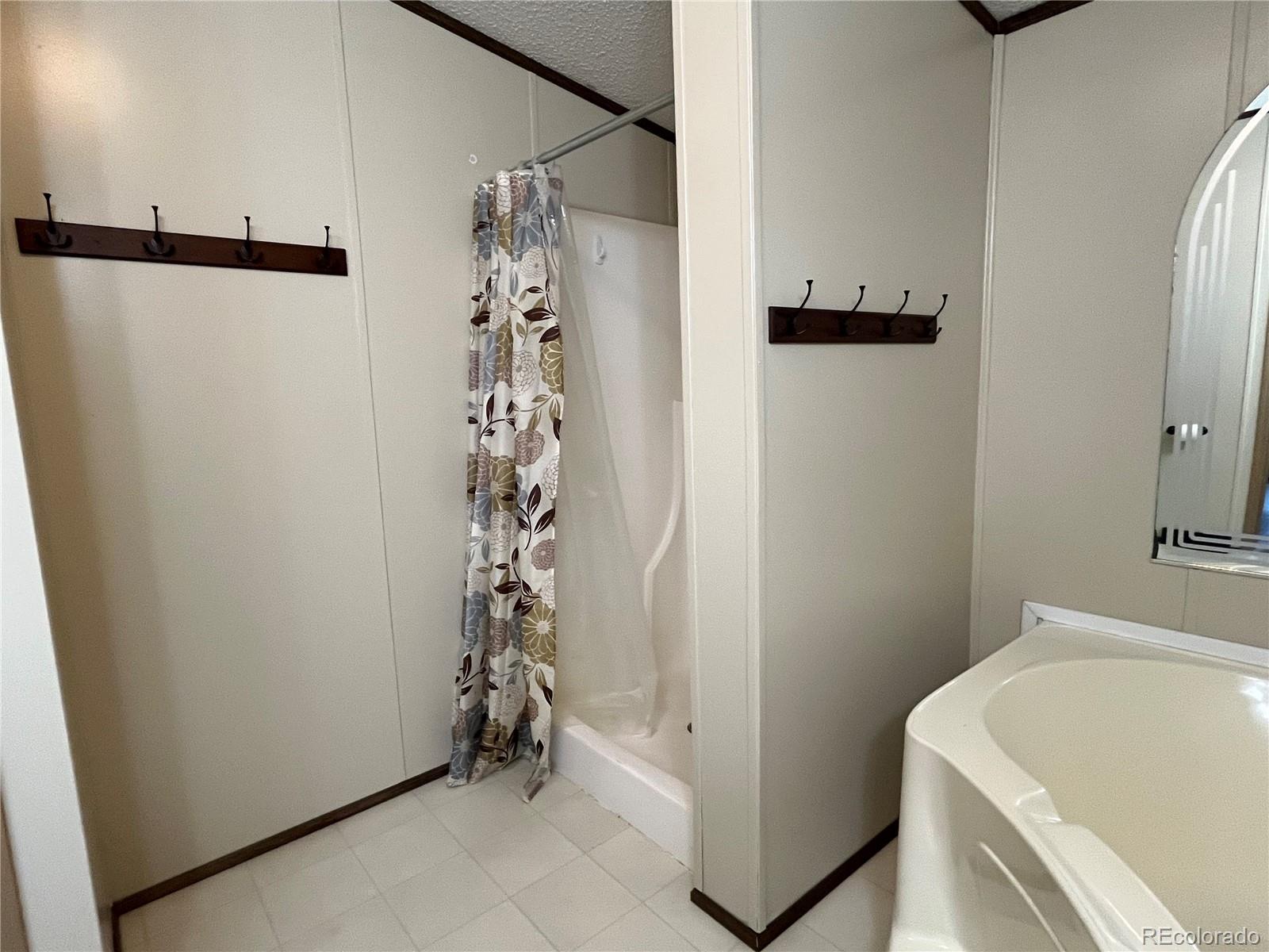 MLS Image #11 for 2314  tower avenue,burlington, Colorado