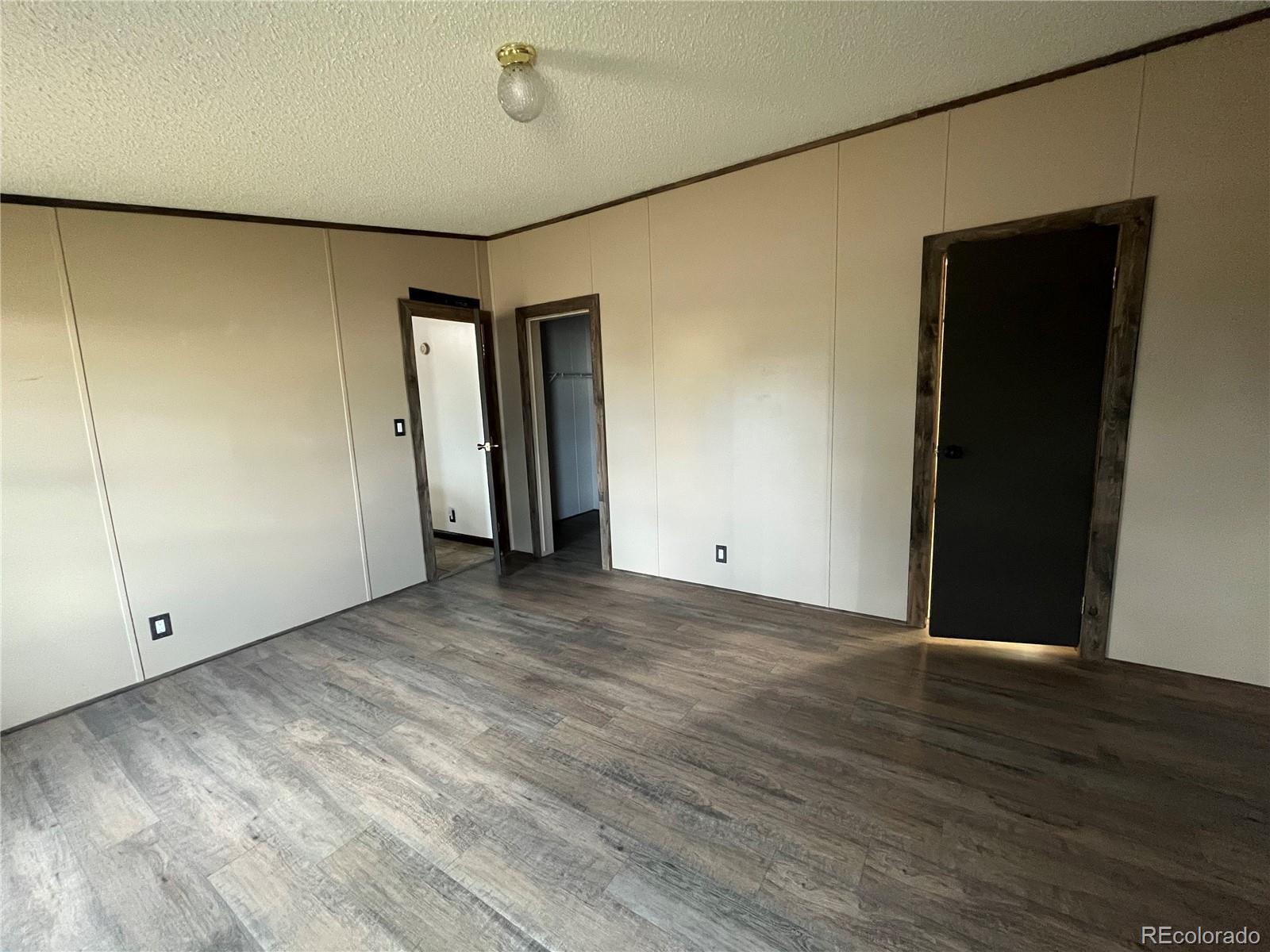 MLS Image #9 for 2314  tower avenue,burlington, Colorado