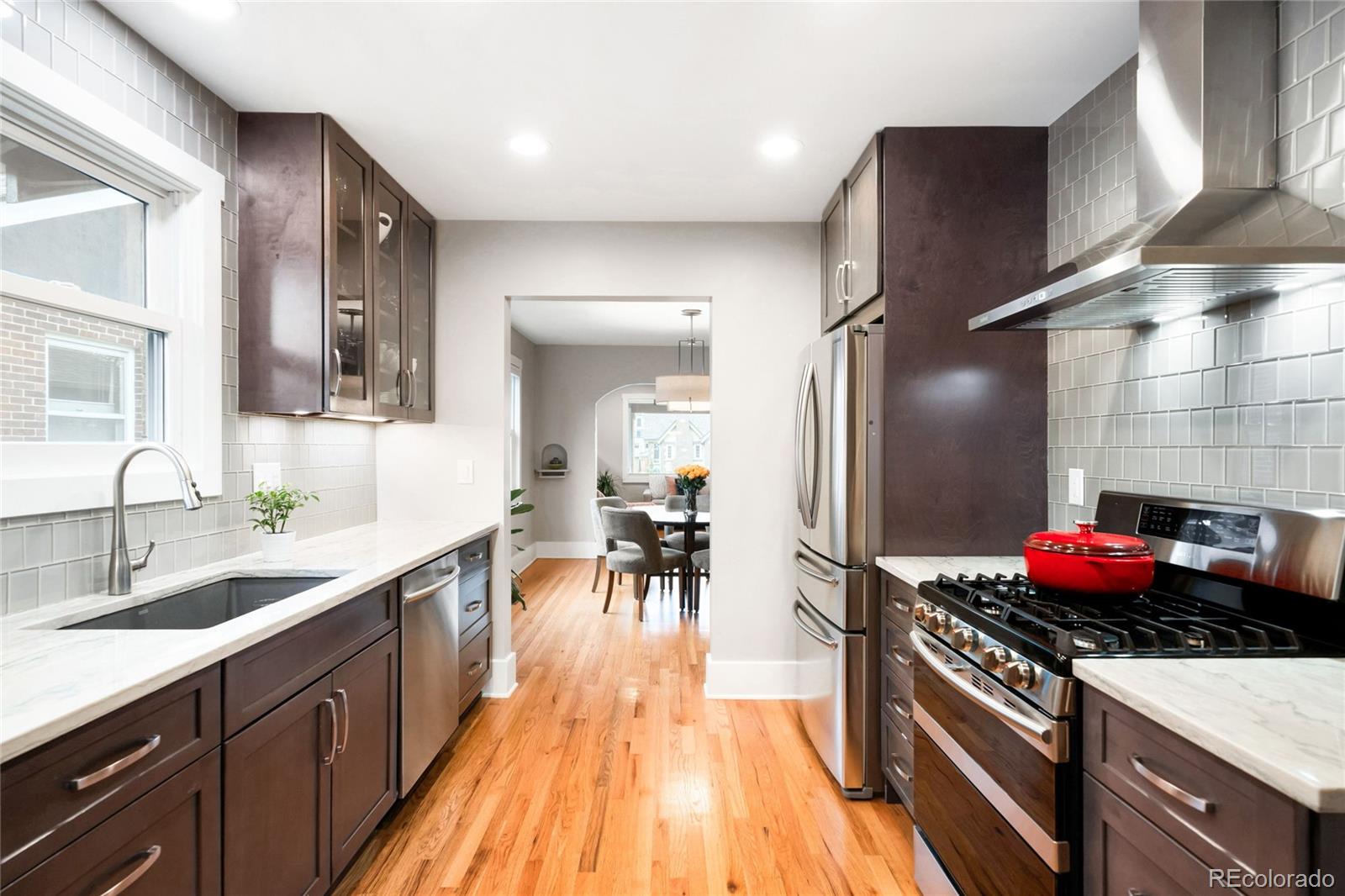 MLS Image #10 for 1918 s lincoln street,denver, Colorado