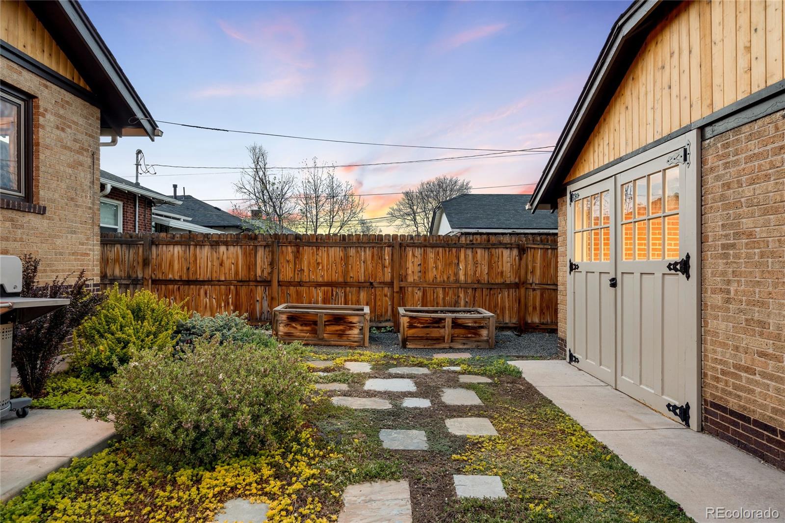 MLS Image #33 for 1918 s lincoln street,denver, Colorado