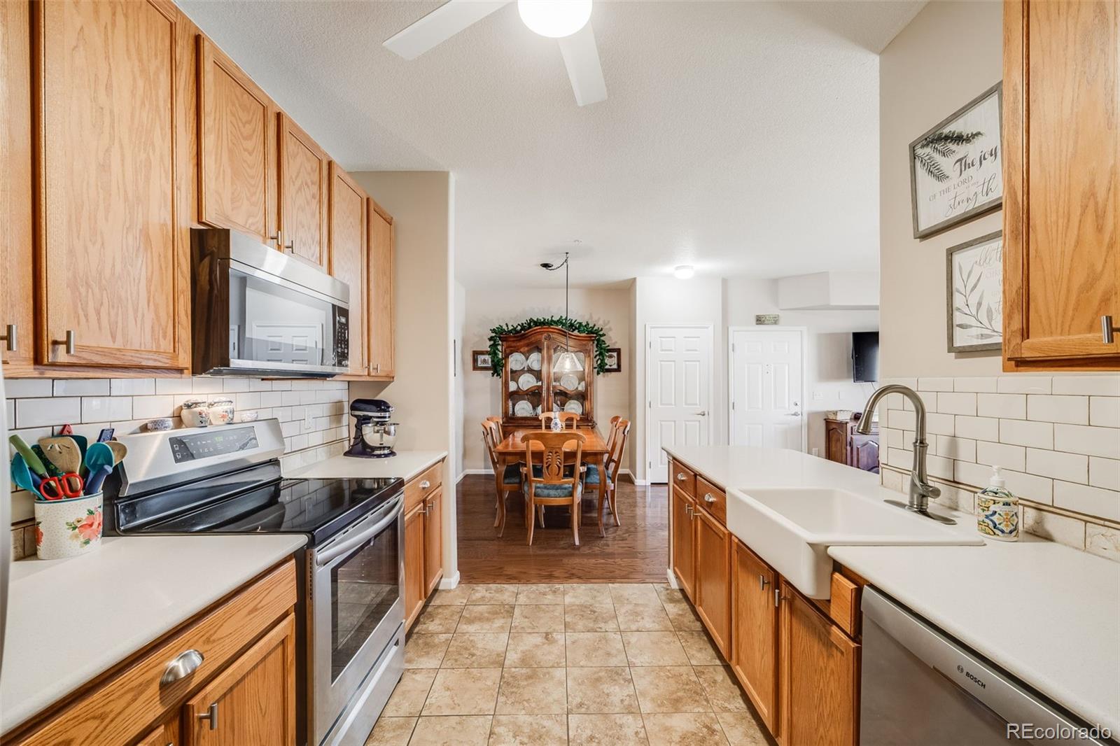 MLS Image #11 for 15700 e jamison drive,englewood, Colorado