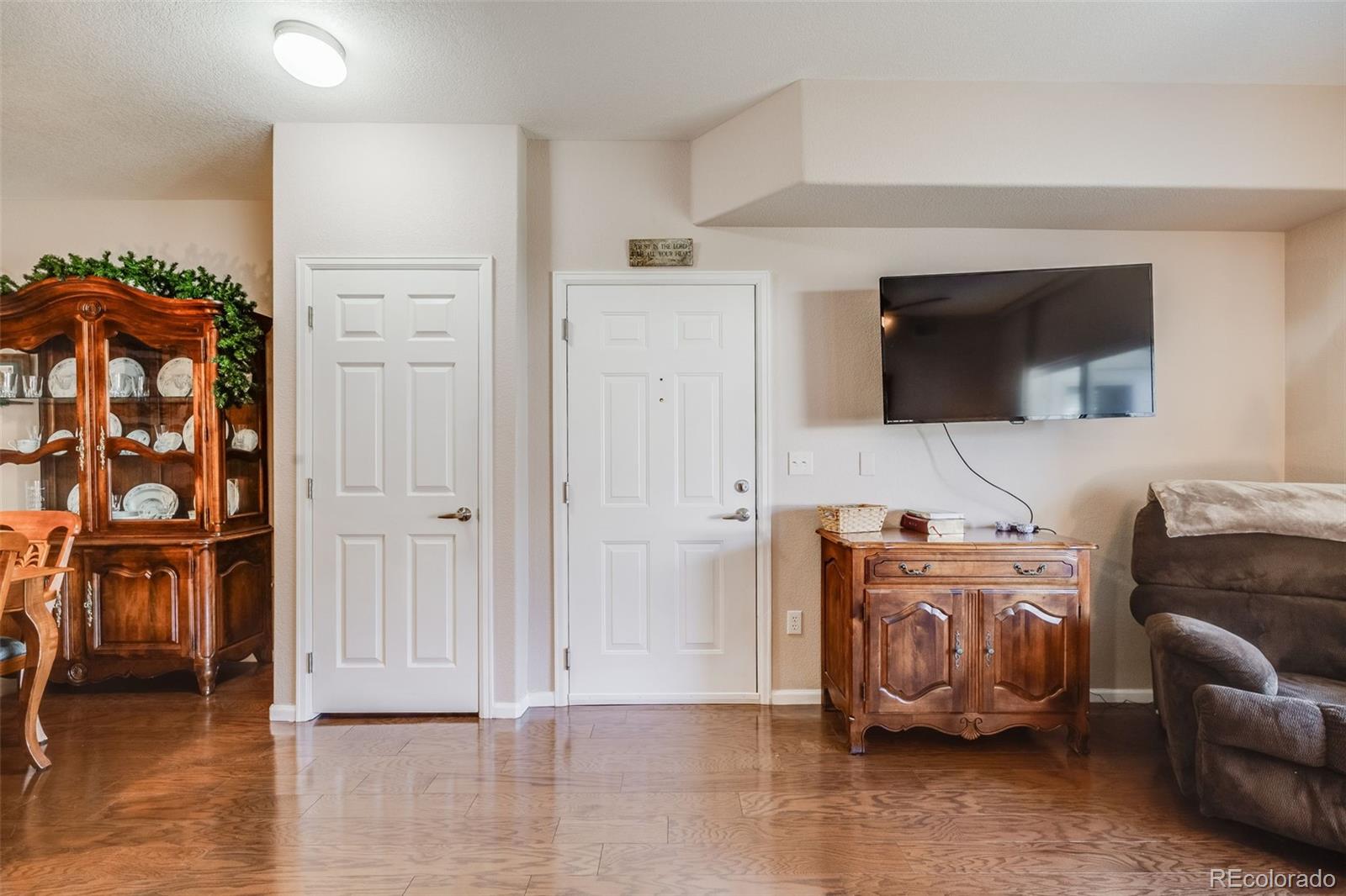 MLS Image #3 for 15700 e jamison drive,englewood, Colorado