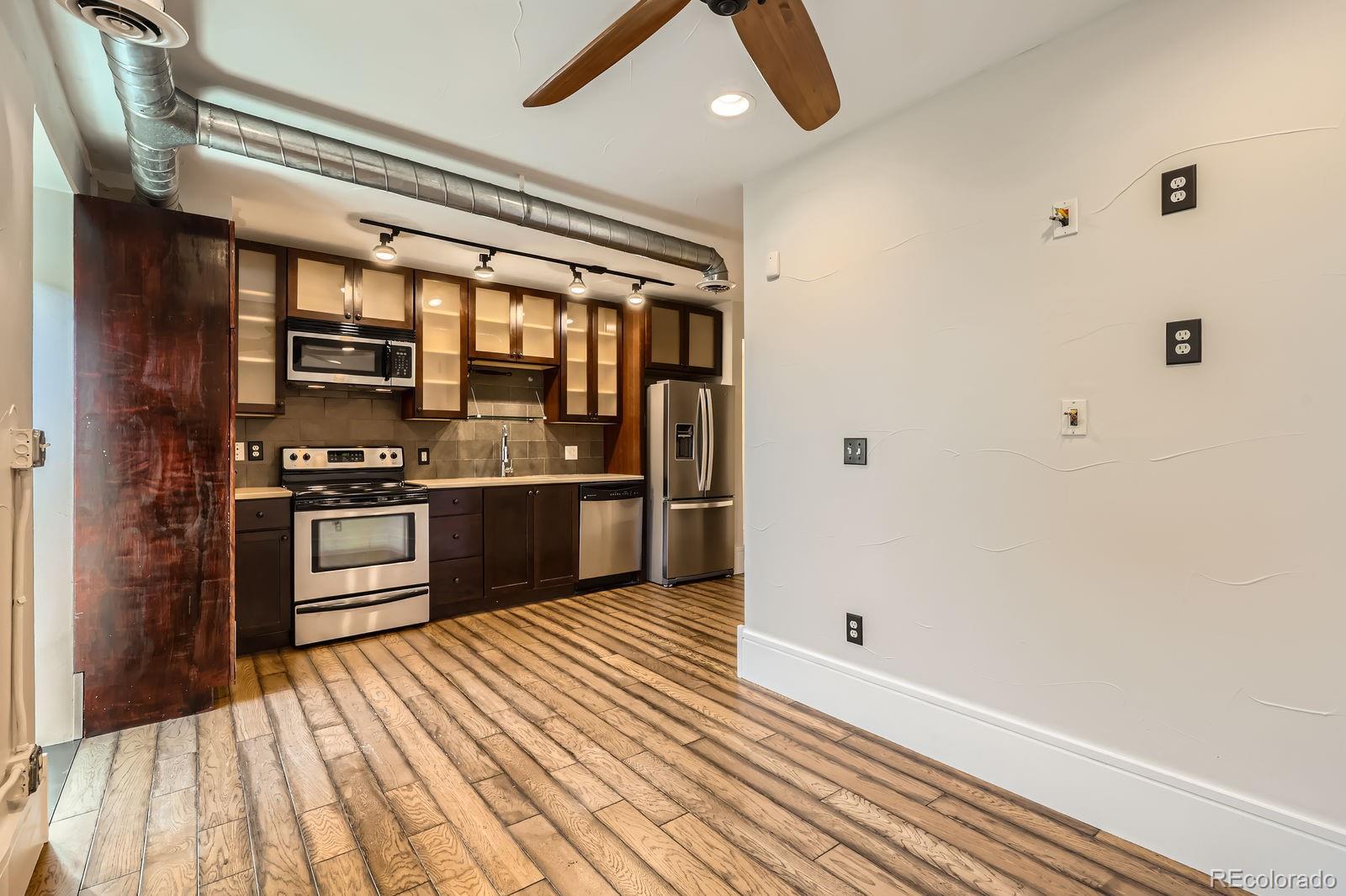 MLS Image #12 for 740 n sherman street,denver, Colorado