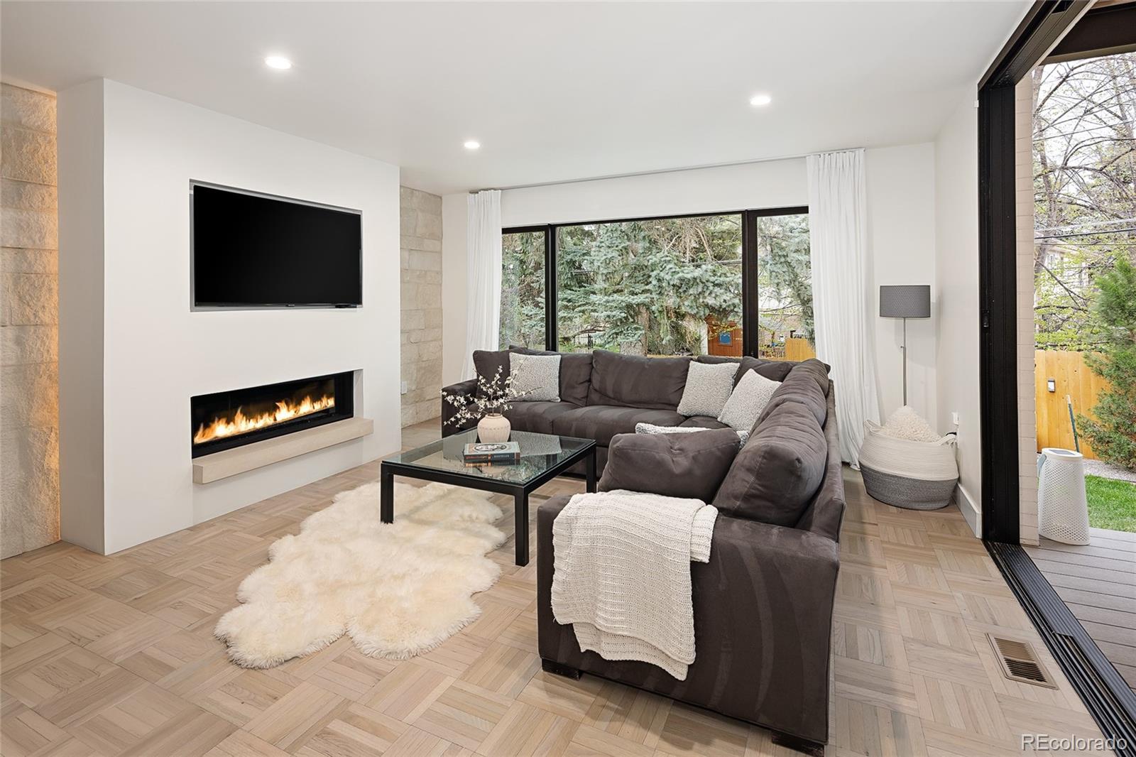 MLS Image #21 for 62  jasmine street,denver, Colorado