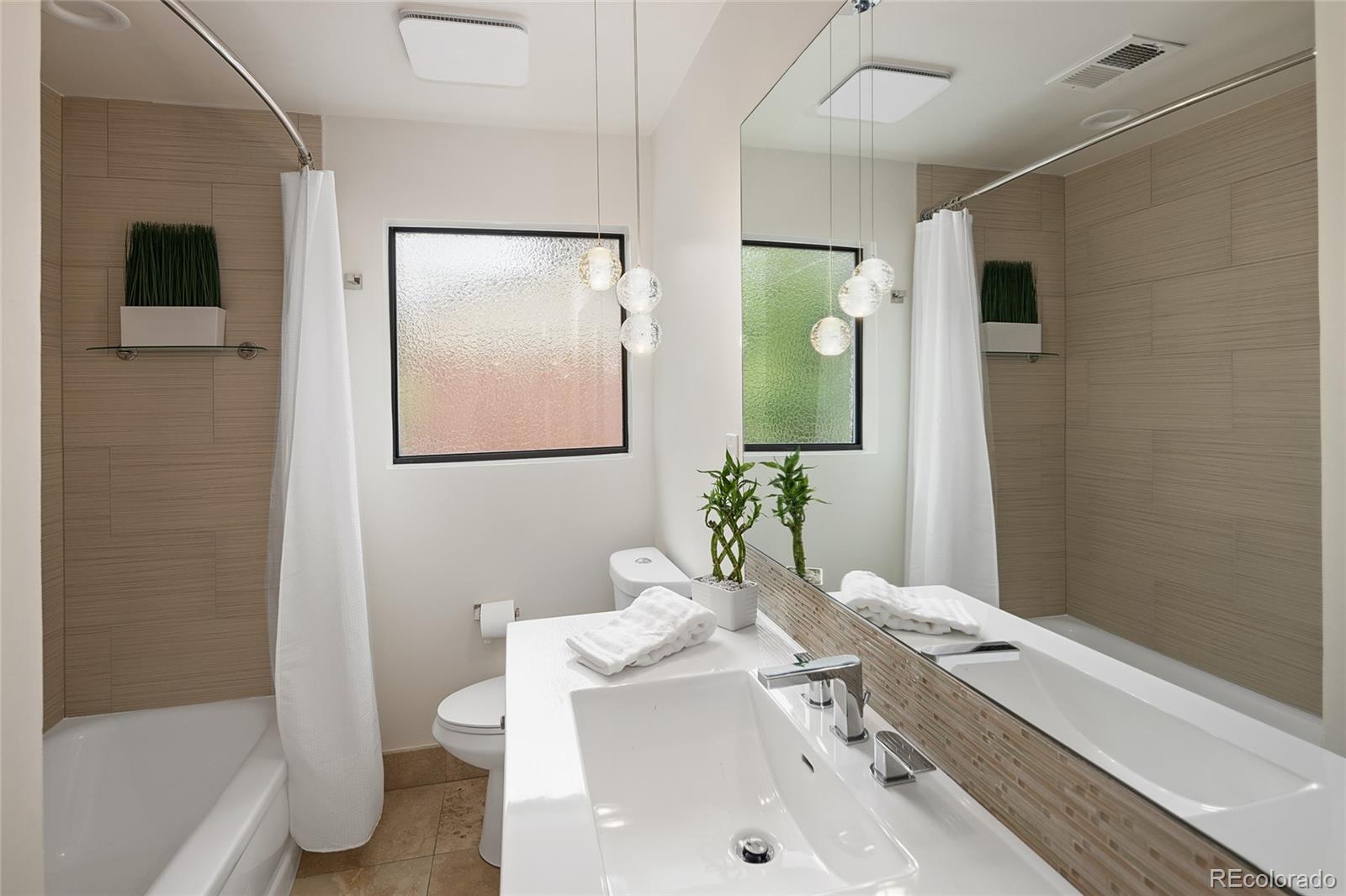 MLS Image #37 for 62  jasmine street,denver, Colorado