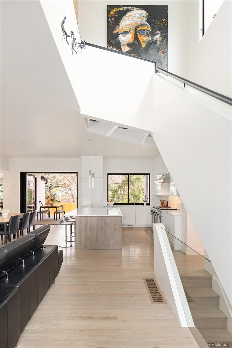MLS Image #5 for 62  jasmine street,denver, Colorado