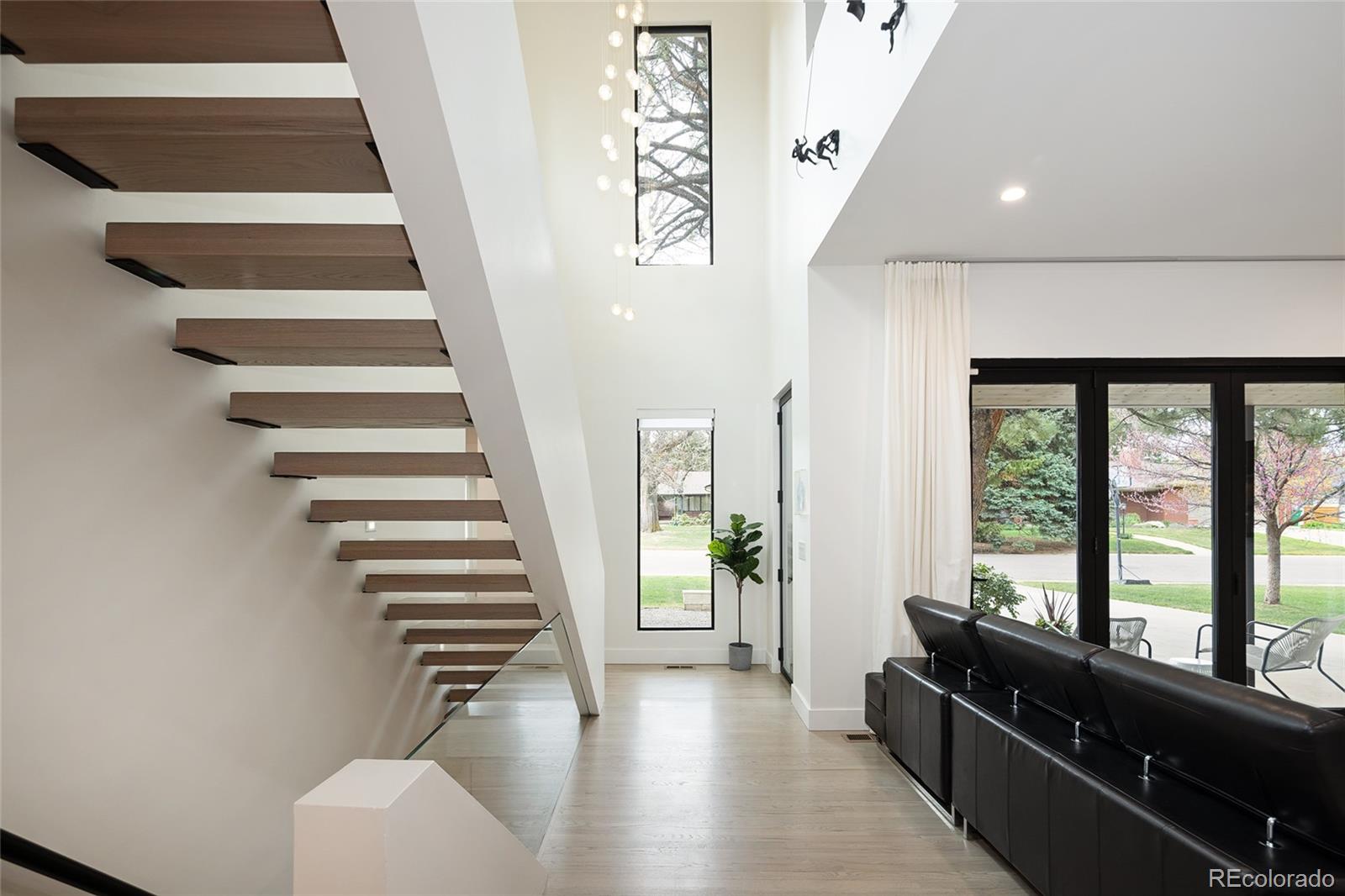MLS Image #6 for 62  jasmine street,denver, Colorado