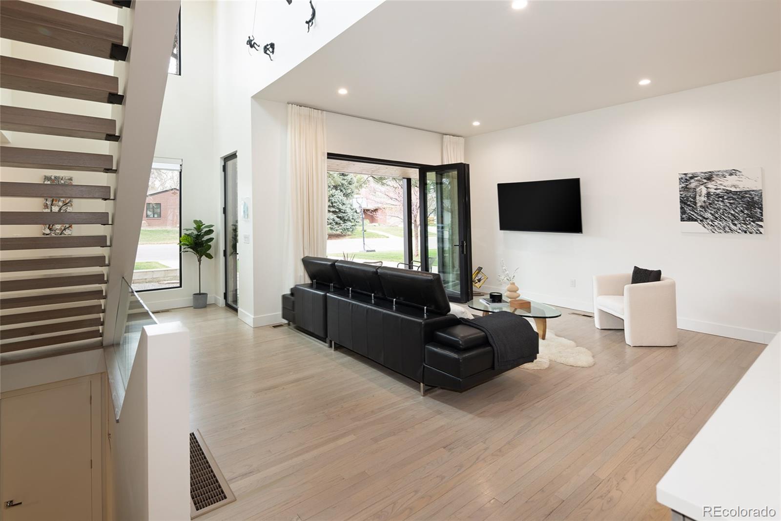 MLS Image #9 for 62  jasmine street,denver, Colorado