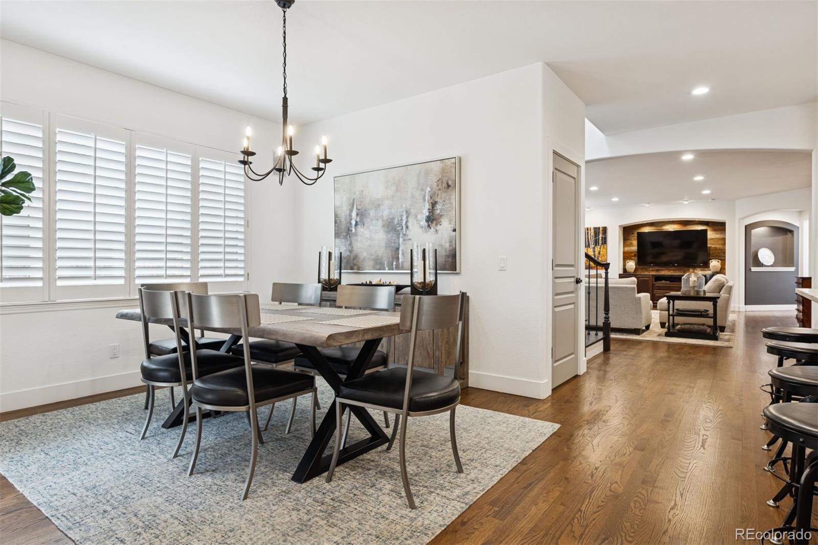 MLS Image #10 for 2500 s clayton street,denver, Colorado