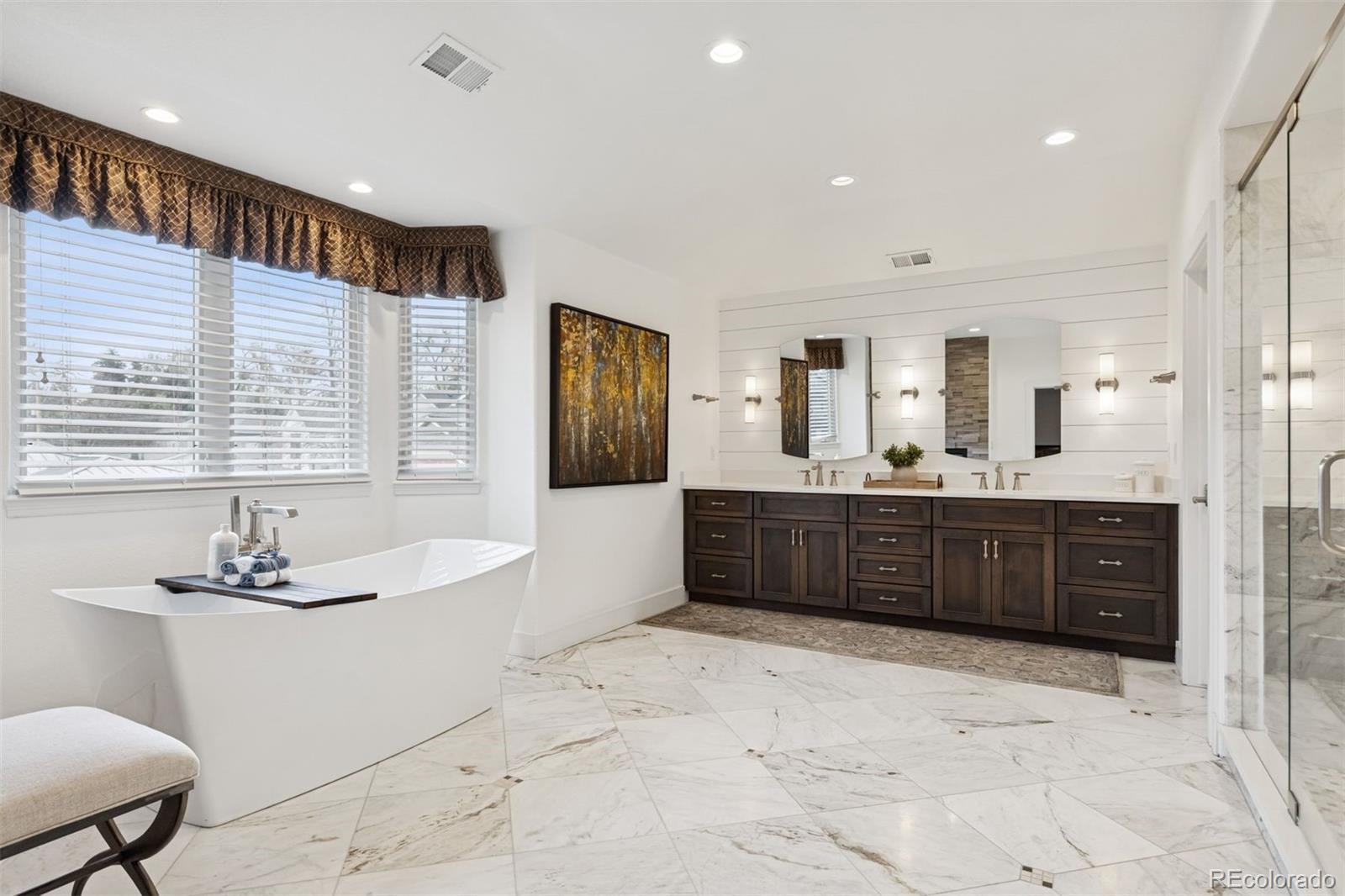MLS Image #14 for 2500 s clayton street,denver, Colorado