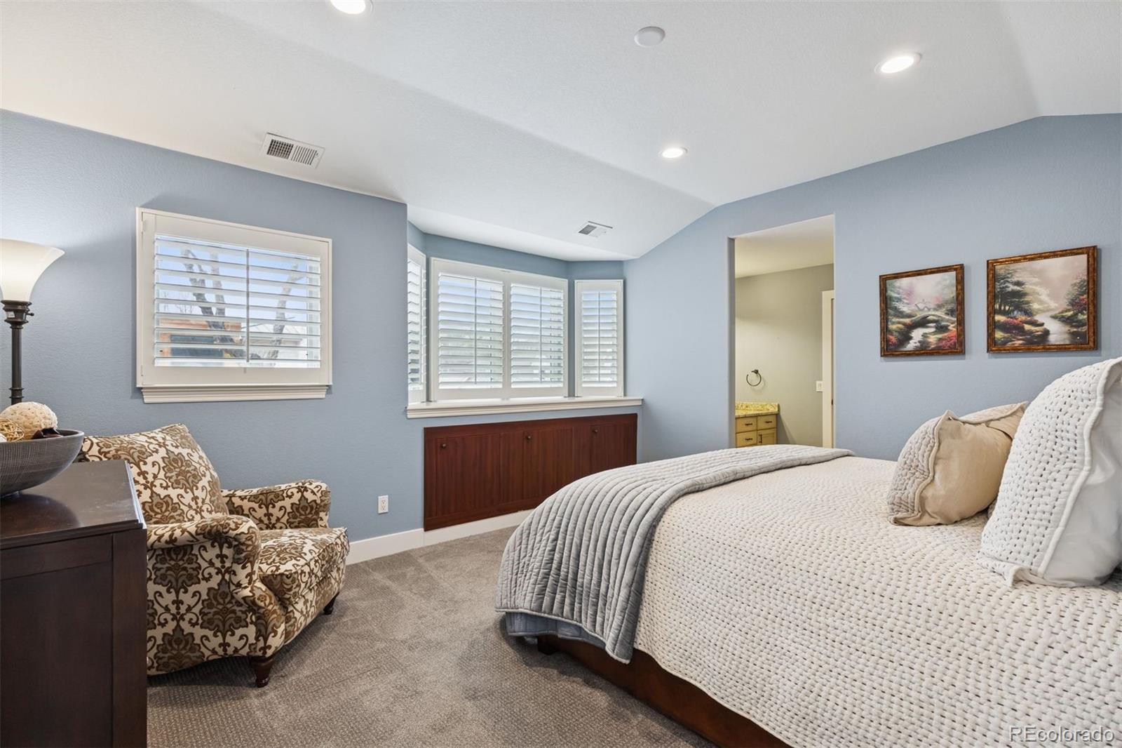 MLS Image #20 for 2500 s clayton street,denver, Colorado