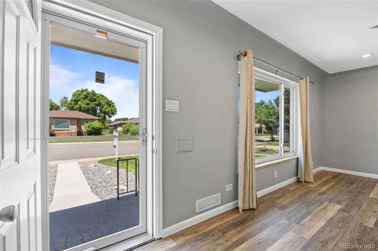 MLS Image #4 for 2582 s uno way,denver, Colorado