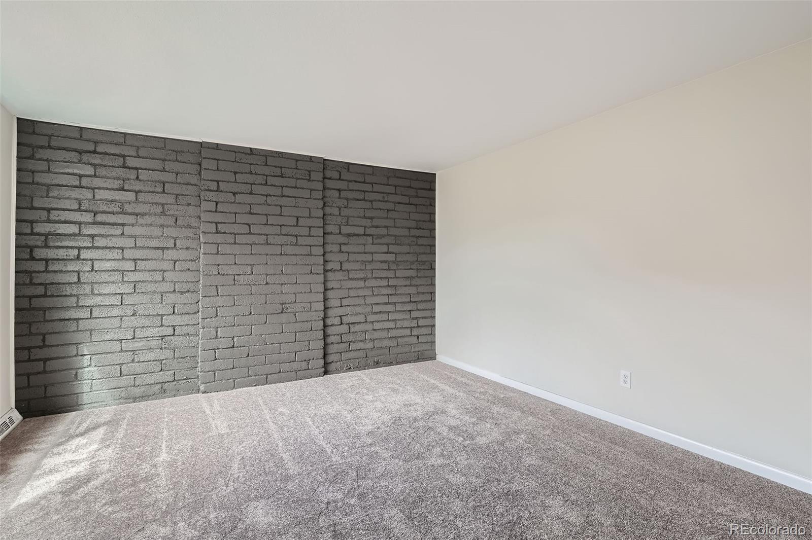 MLS Image #17 for 1251 s yosemite way,denver, Colorado
