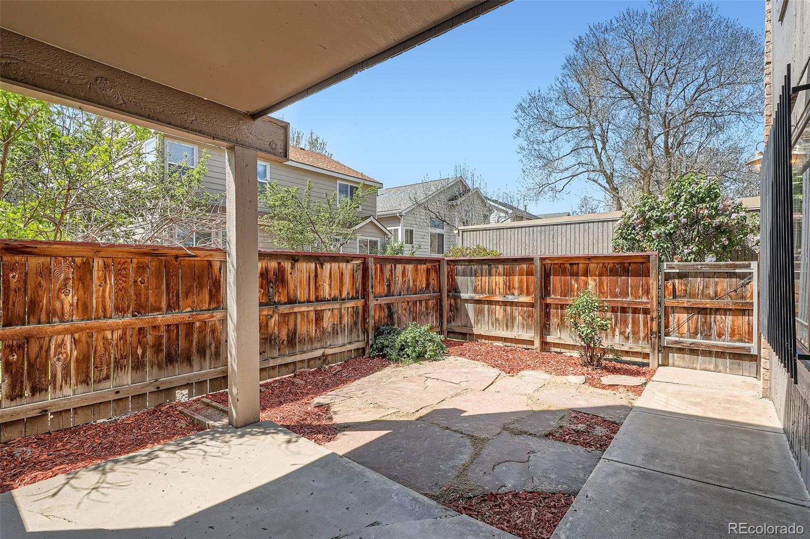 MLS Image #20 for 1251 s yosemite way,denver, Colorado