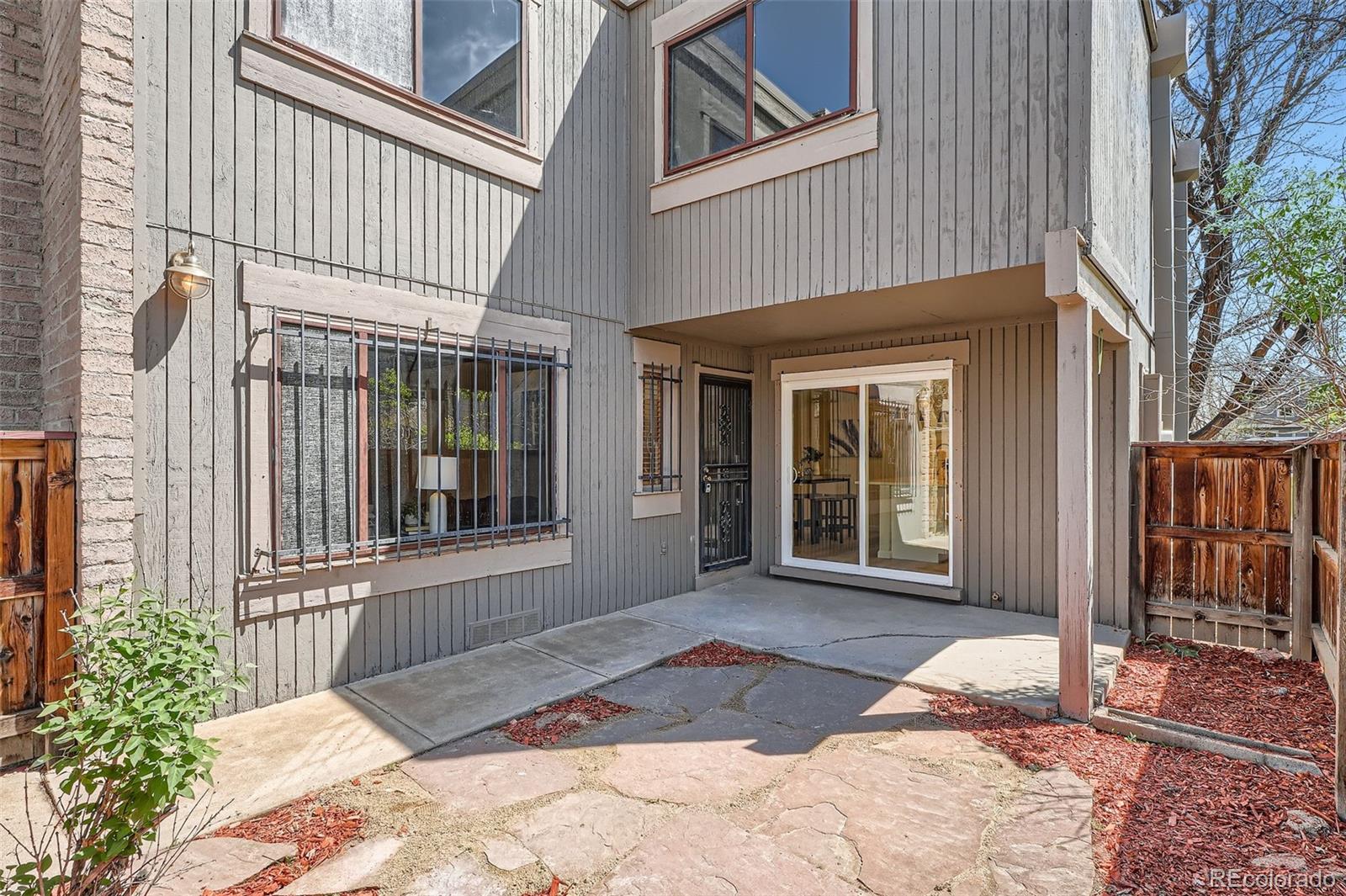MLS Image #21 for 1251 s yosemite way,denver, Colorado