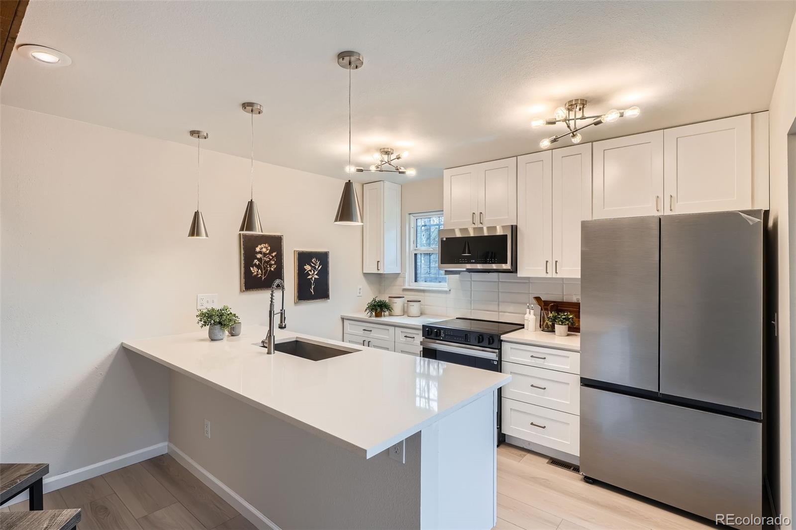 MLS Image #6 for 1251 s yosemite way,denver, Colorado